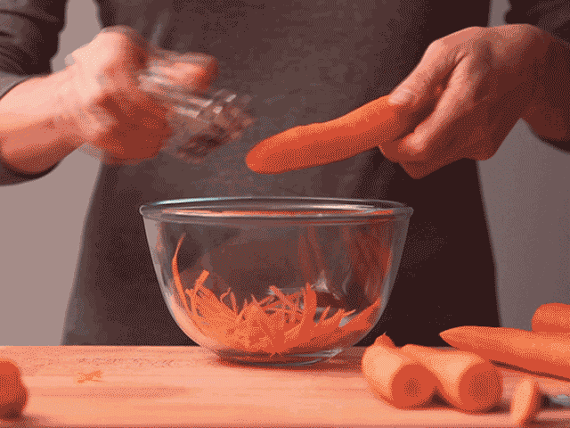 5b568a9defdb6.gif!ori