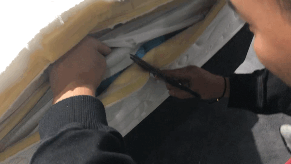 5ca309f0b73f6.gif!ori