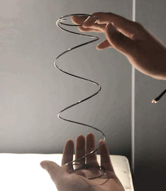 5ca30a625af75.gif!ori