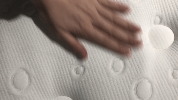 5ca30a6c07903.gif!ori