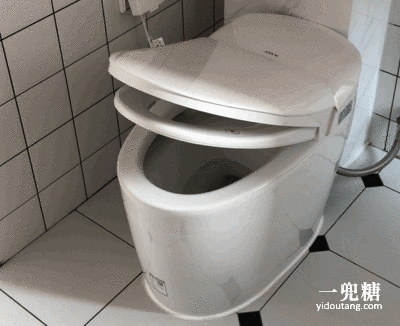 5d0091e2e3bba.gif!ori