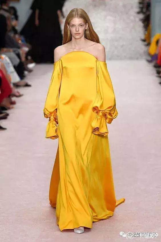 柔和色调大方围巾 5d2fcf2ec9d3e.jpg!710