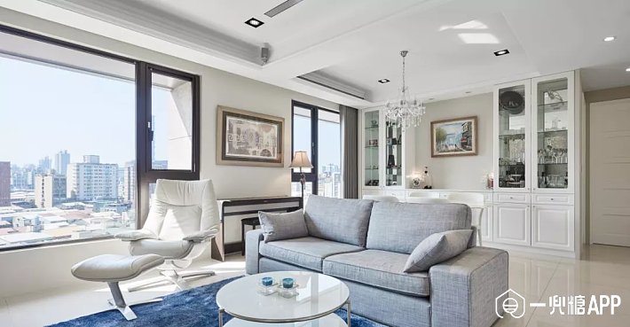 低预算旧房翻新｜成都二手客厅装修，花小钱也能显大