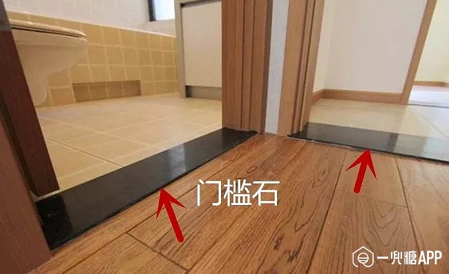 不管是哪种地板,经常弄湿肯定会发生变形,发霉,起皮.
