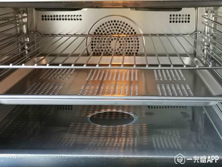 评测对比嵌入式烤箱 5cb5cd73c816a.jpg!710