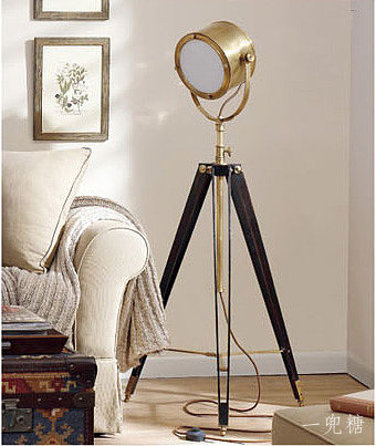 泽家harbor house同款Callister 木制三角支架落