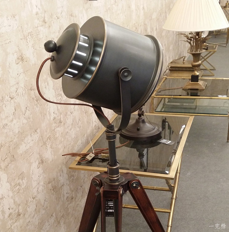 泽家harbor house同款Callister 木制三角支架落