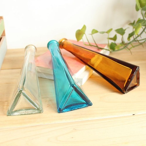 三角形木塞玻璃瓶 插花瓶 长款 创意玻璃瓶花瓶