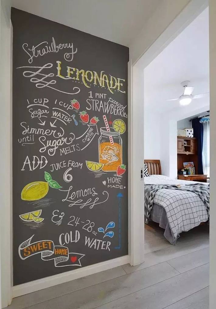 黑板漆那么多颜色,选个相对较亮的颜色吧.