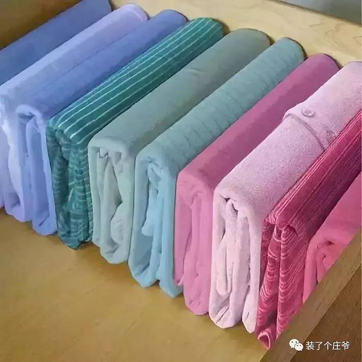 太整齐,我想我是做不到的 再附上其他物品的收纳图,超实用