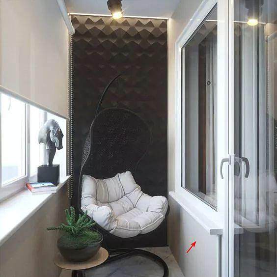 图源:balconygardenweb 1 阳台的半截墙不要拆改 有房子的阳台门