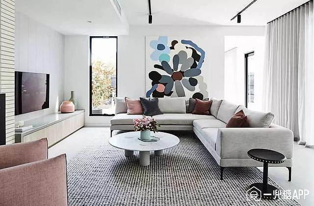 这两种颜色混搭,让人无法拒绝,看着就高级