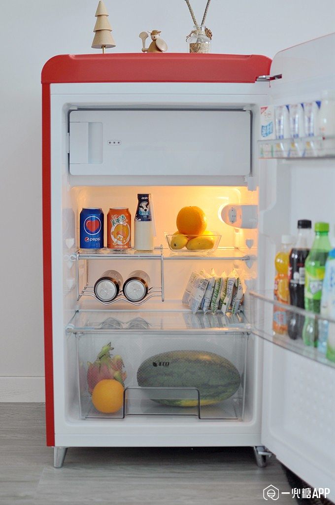 那一抹惊艳的红·小吉(minij) 迷你单复古小型冰箱小评(6月5日图片