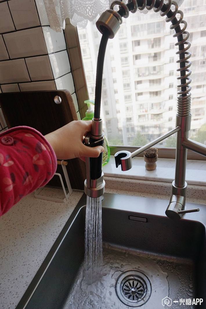 提升厨房格调你还差一样法宝——cheston全铜抽拉双出水龙头
